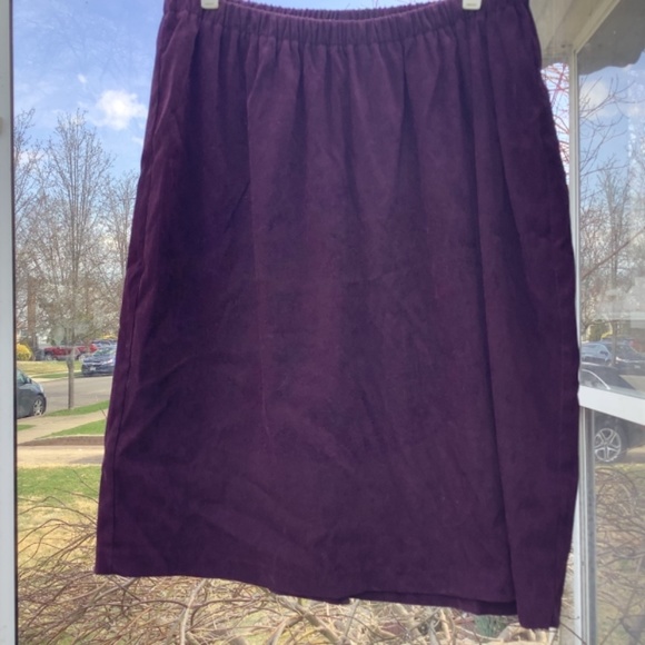 Elastic waistband Plus size 20W skirt - Picture 3 of 6